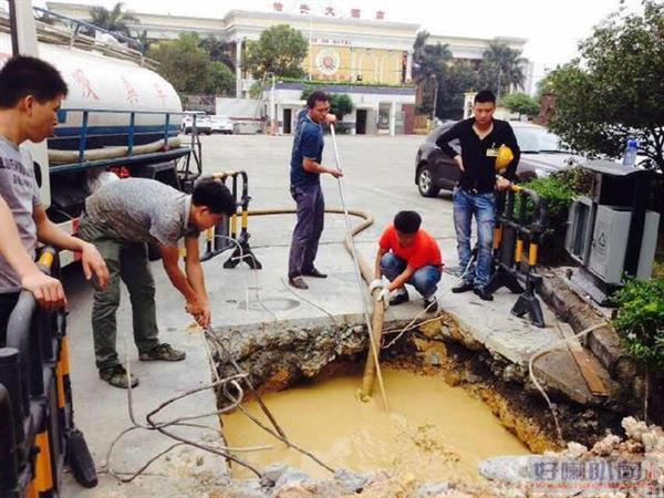 太原疏通马桶下水道抽粪清理化粪池