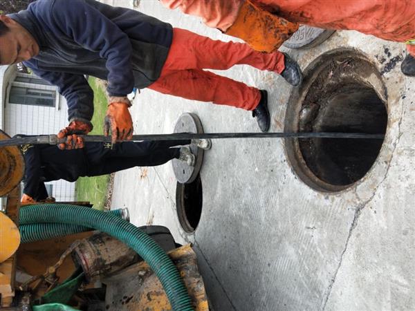 上海普陀区曹杨新村管道机器人检测 管道清淤 管道修复64023976