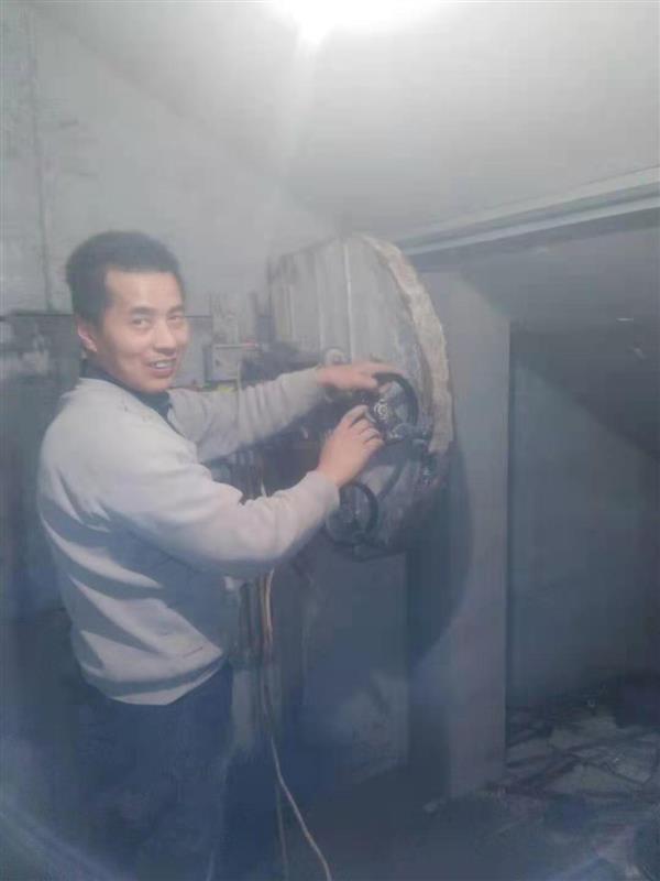 北京专业混凝土切割开门加固