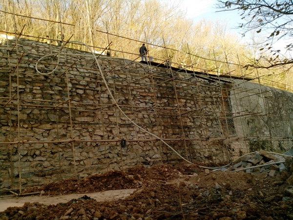 北京基坑支护加固山体护坡砖墙喷射混凝土加固
