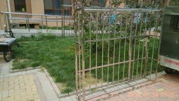 北京东城区北新桥安装阳台防护栏护网安装防盗门