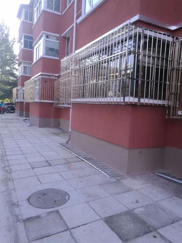 北京东城区交道口安装防盗窗防盗网安装断桥铝门窗