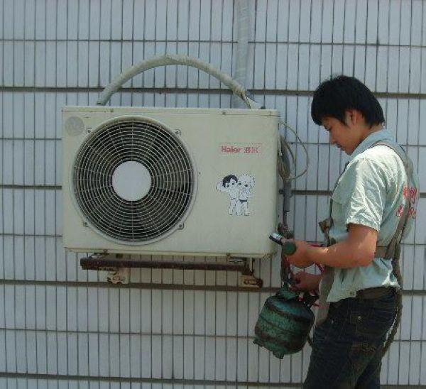 通州区空调维修空调加氟空调移机