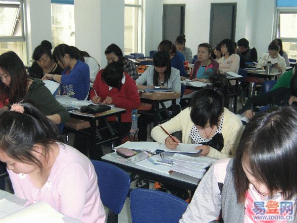 荆州会计培训哪里强 长江会计学员就业机会多