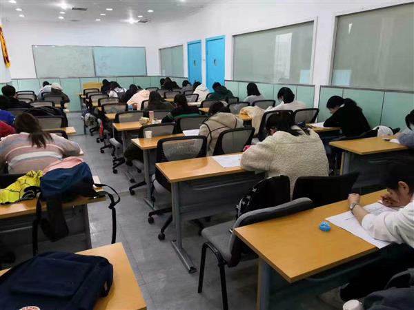 南京五年制专转本寒假考前辅导班提升复习效率