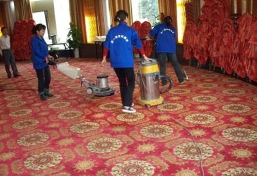 广州洗地毯公司,上门洗地毯服务,地毯护理清洁