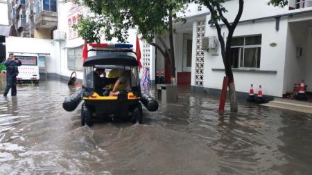 防汛抗洪水陸兩棲車應(yīng)急保障運(yùn)輸救援車 配置參數(shù)