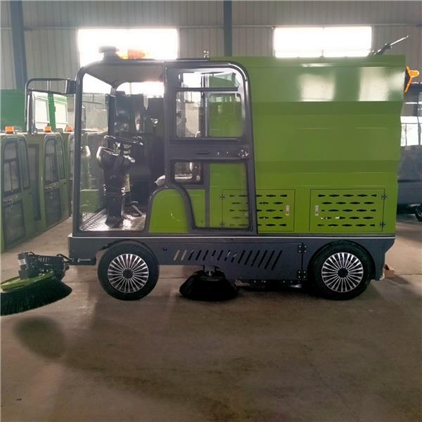 山东环保多功能纯电动四轮道路清扫车厂家报价表