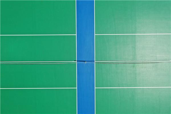 丙烯酸与硅PU网球场差异剖析