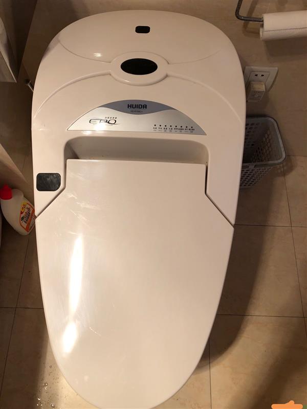 科勒浴缸维修6318--5692上海专修科勒浴缸漏水