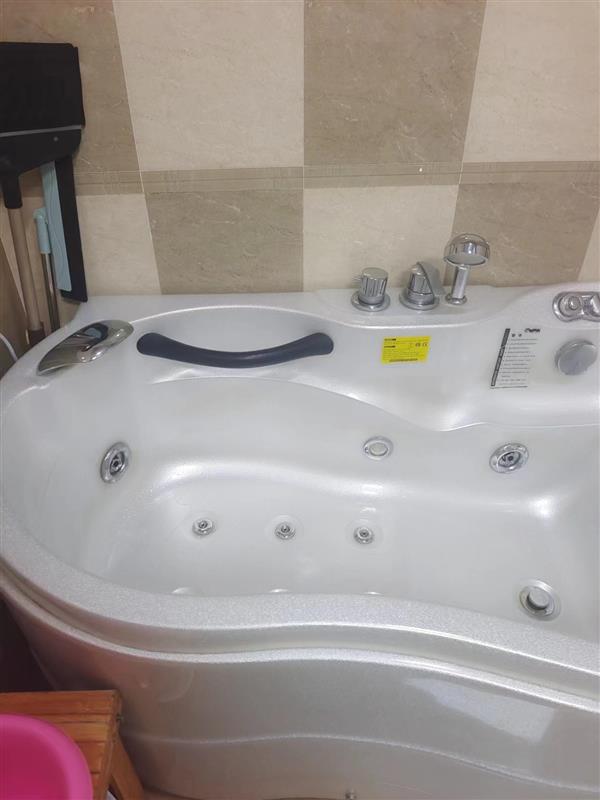 上海宝山区场中路科勒浴缸维修