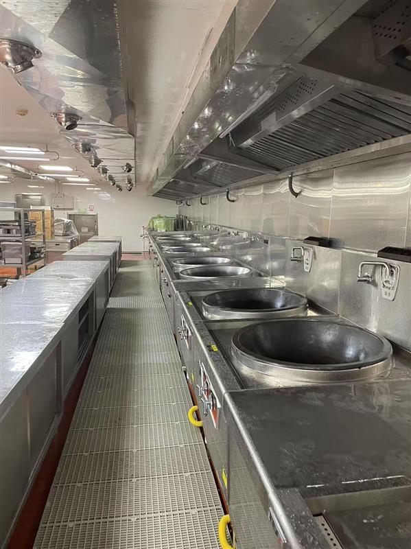 广州油烟机清洗公司专业清洗工厂学校单位餐饮油烟管道‌‌净化器