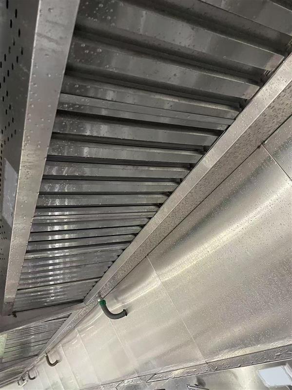 广州大型油烟机清洗公司专业清洗厨房油烟管道净化器