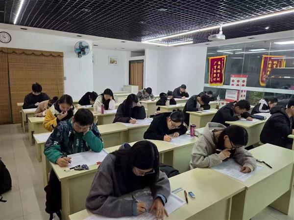 江苏瀚宣博大五年制专转本培训提醒牢固基础提高录取率