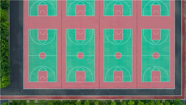 半预制球场,专业赛级运动场的明智之选