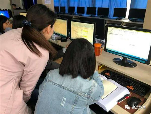 重庆怎么考专业监理工程师证 好考过不