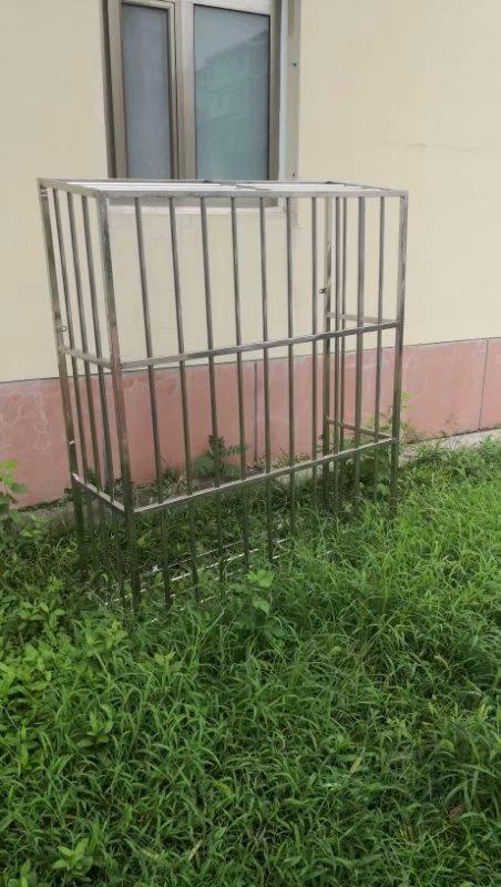 海淀区八里庄不锈钢防护窗防护栏防盗门安装