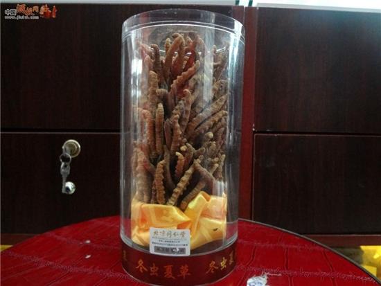 海淀区回收冬虫夏草 收购同仁堂冬虫夏草 燕窝 海参