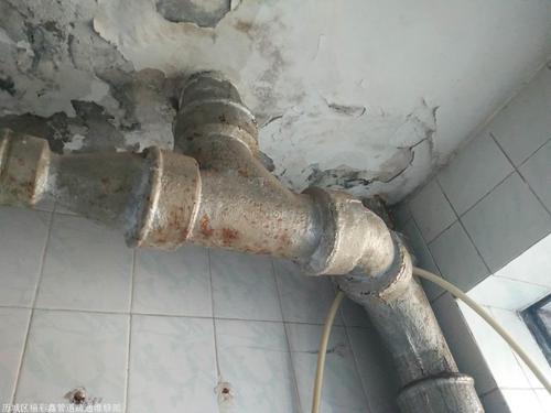 太原八一街维修水管漏水 存水弯滴水维修更换 铸铁管漏水更换